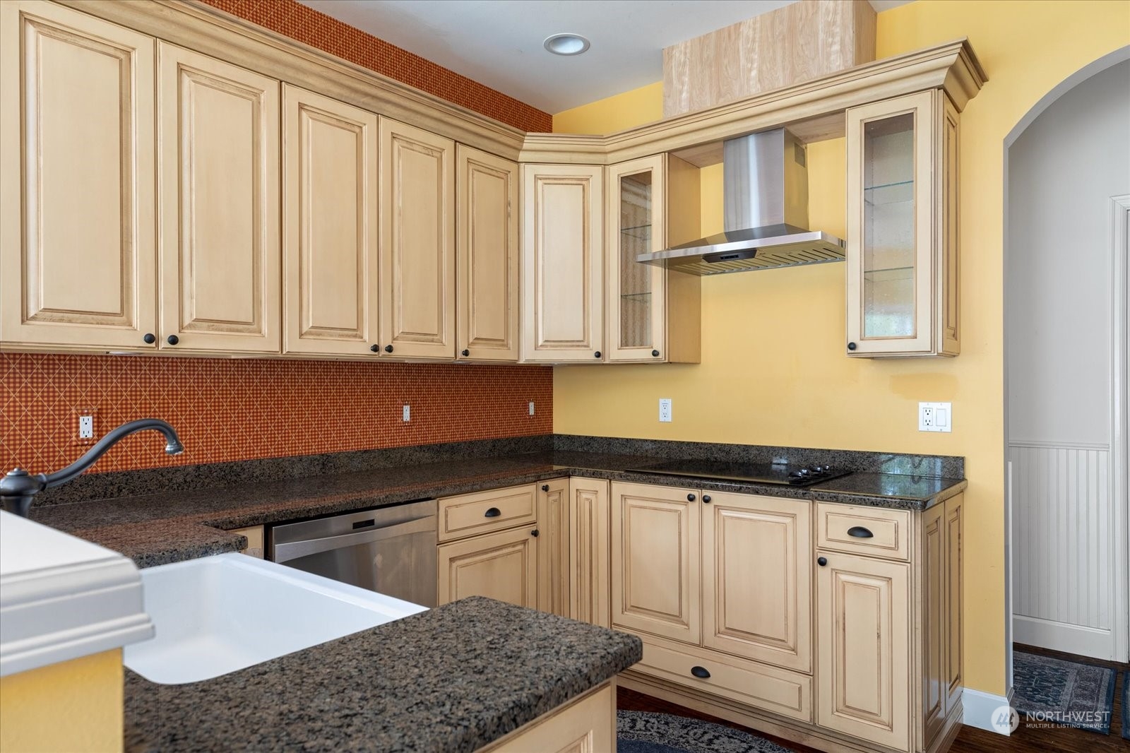 3706 Old County Road Greenbank, WA 98253 - Photo 9 of 37 Gallery Image 9
