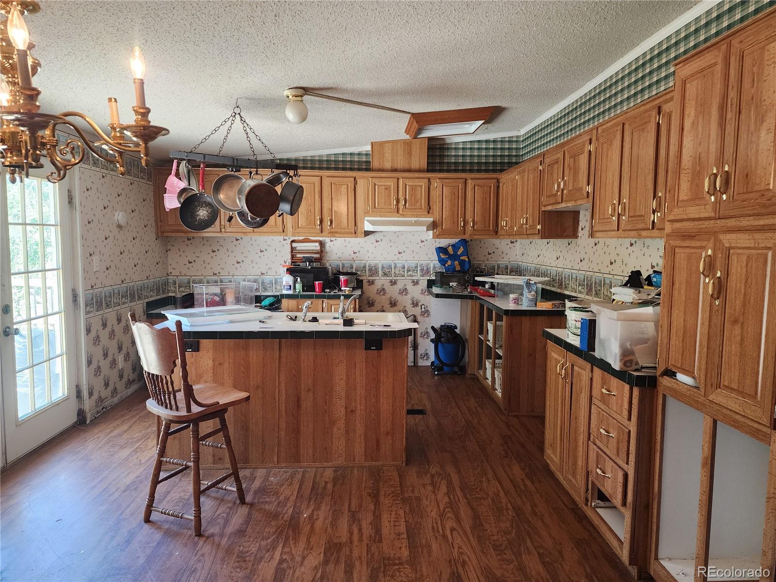 320 Autobee Road Avondale, CO 81022 - Photo 6 of 15 Gallery Image 6