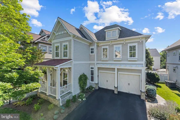 $1,150,000 | 22826 Courtland Park Drive, Brambleton, VA 20148