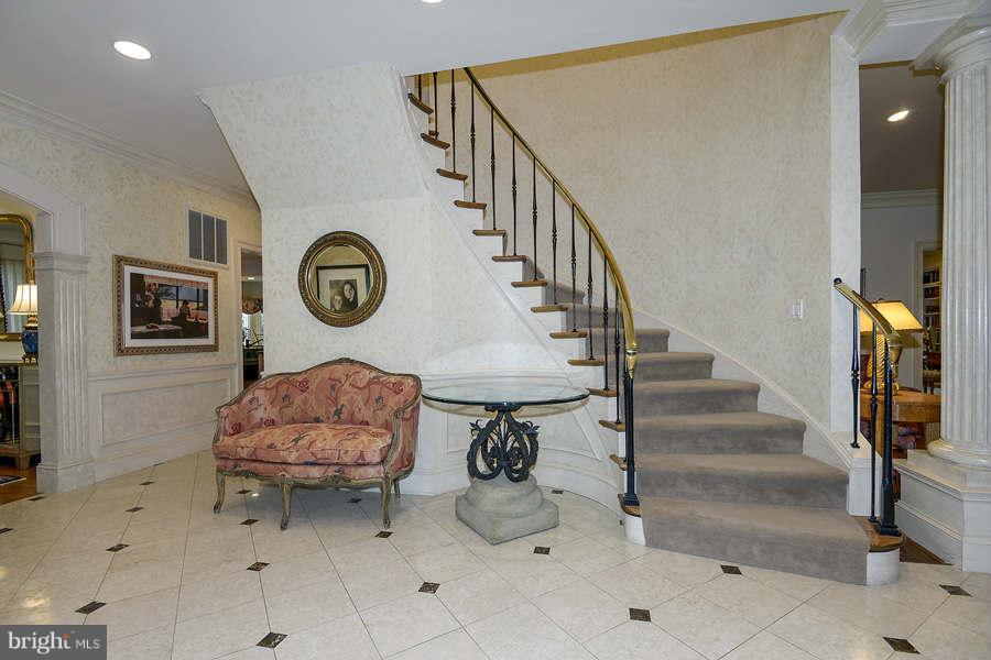 9017 Clewerwall Drive Bethesda, MD 20817 - Photo 3 of 27 a view of entryway and hall