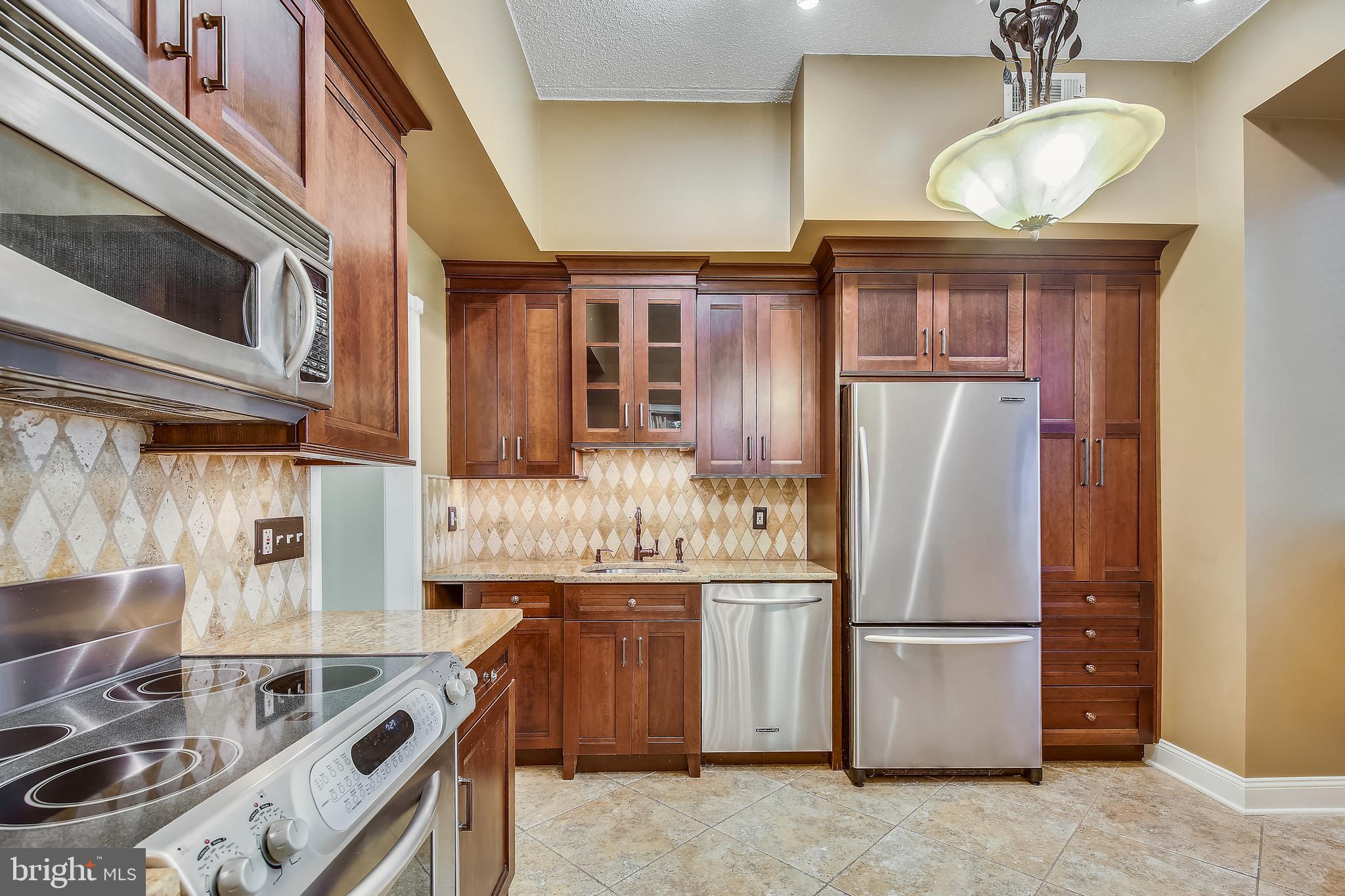 2110 Green Watch Way, Unit 100 Reston, VA 20191 - Photo 4 of 52 Gallery Image 4
