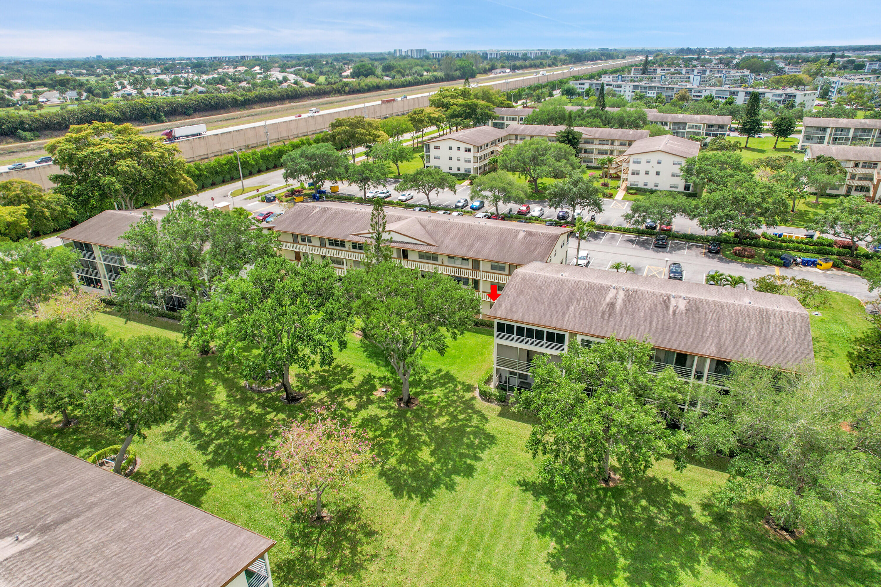 383 Mansfield Drive, Unit J Boca Raton, FL 33434 - Photo 14 of 37 Backyard