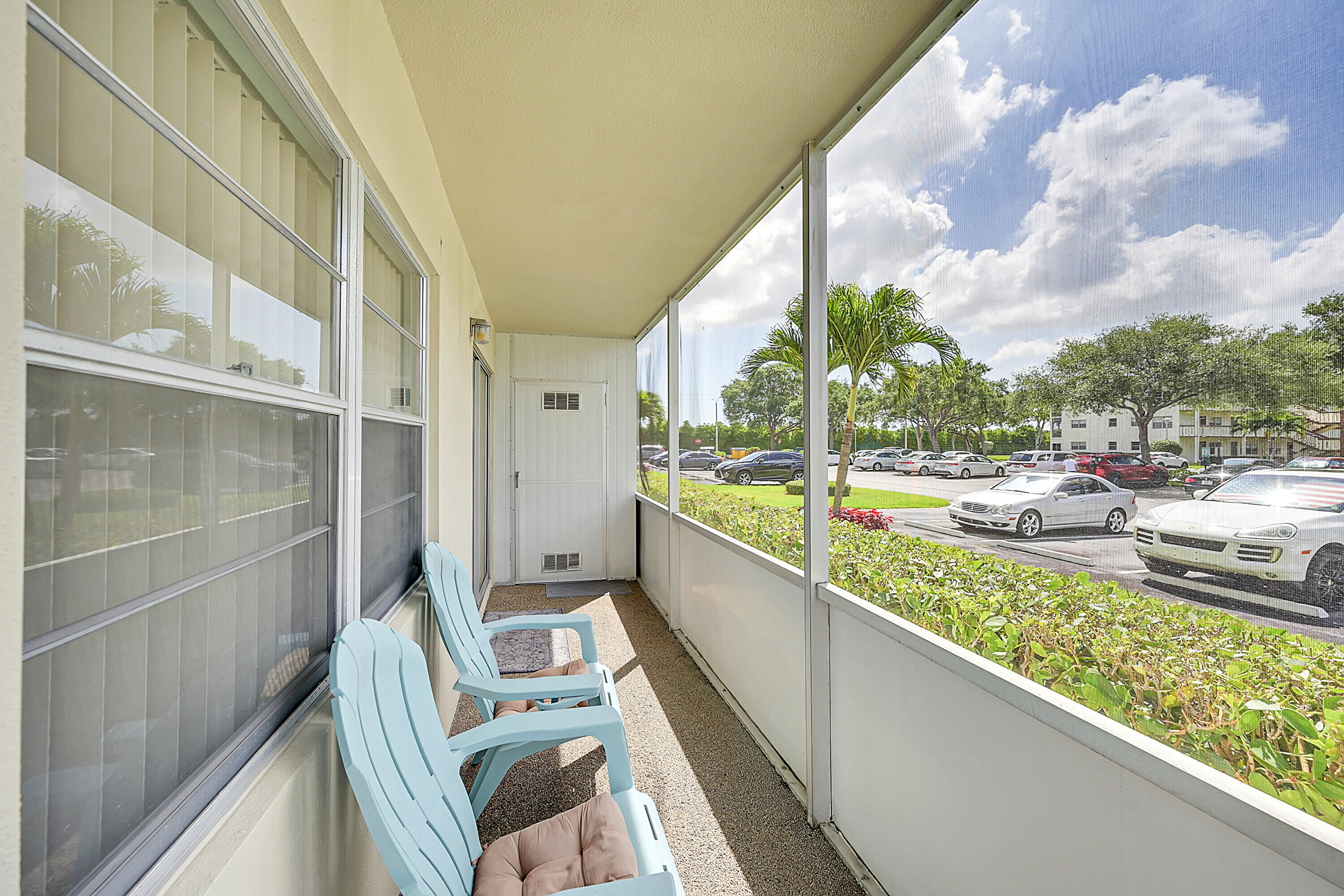 383 Mansfield Drive, Unit J Boca Raton, FL 33434 - Photo 2 of 37 Patio