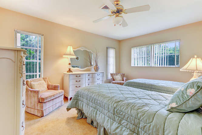 644 Northwest 9th Court Boca Raton, FL 33486 - Photo 18 of 25 644 NW 9th Ct Boca Raton FL-small-020-24