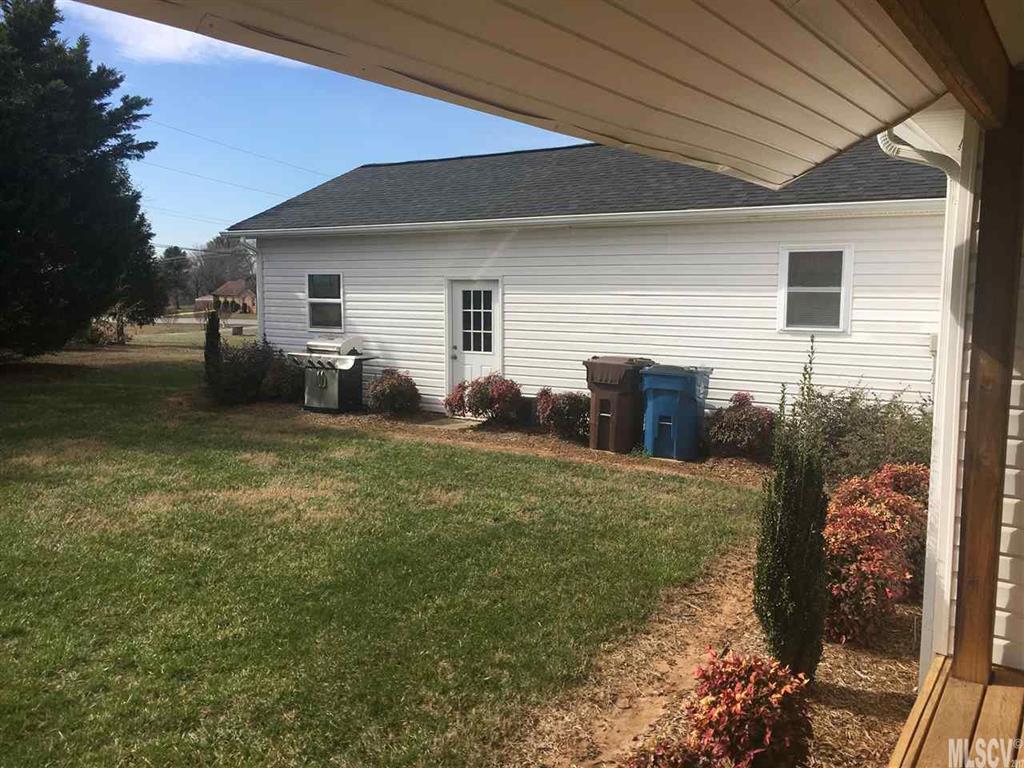 2935 Icard Ridge Road Granite Falls, NC 28630 - Photo 5 of 20 Gallery Image 5
