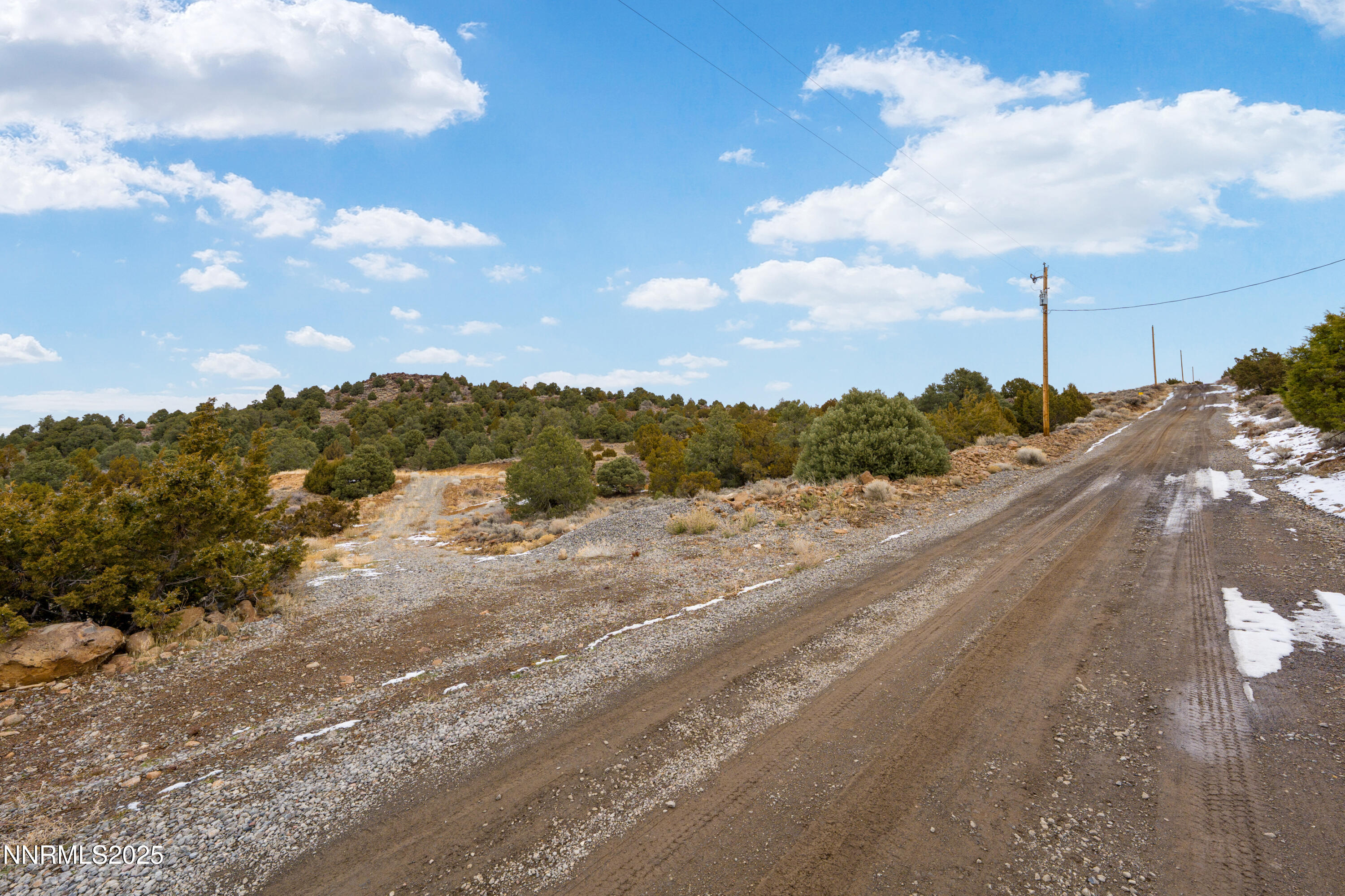 2680 Goldfield Road Reno, NV 89521 - Photo 18 of 20 a view of a city street