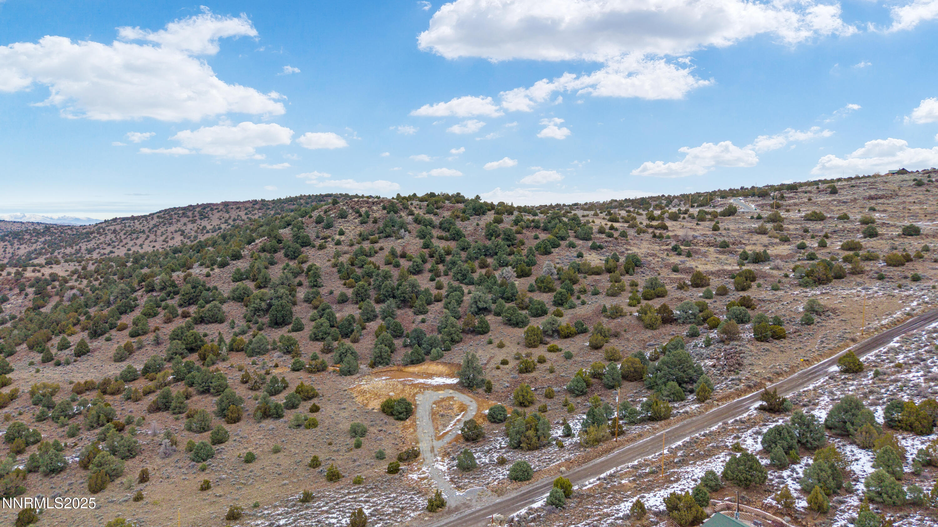 2680 Goldfield Road Reno, NV 89521 - Photo 2 of 20 a view of a sky