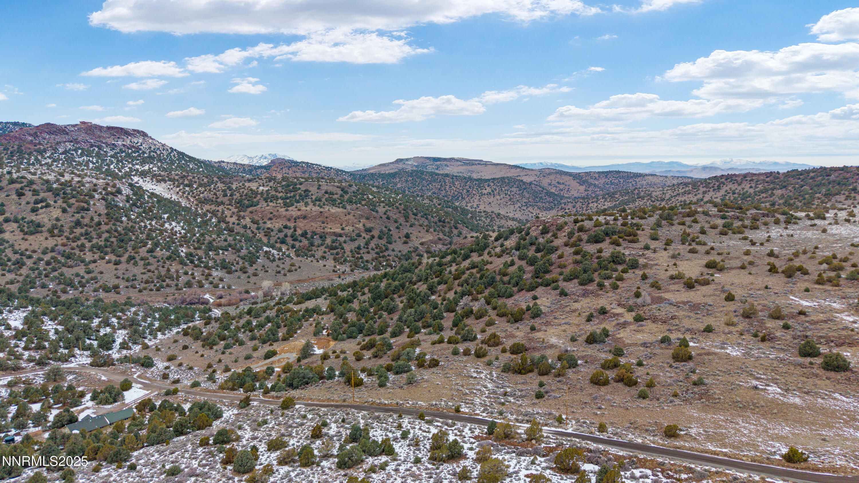 2680 Goldfield Road Reno, NV 89521 - Photo 4 of 20 a view of a sky