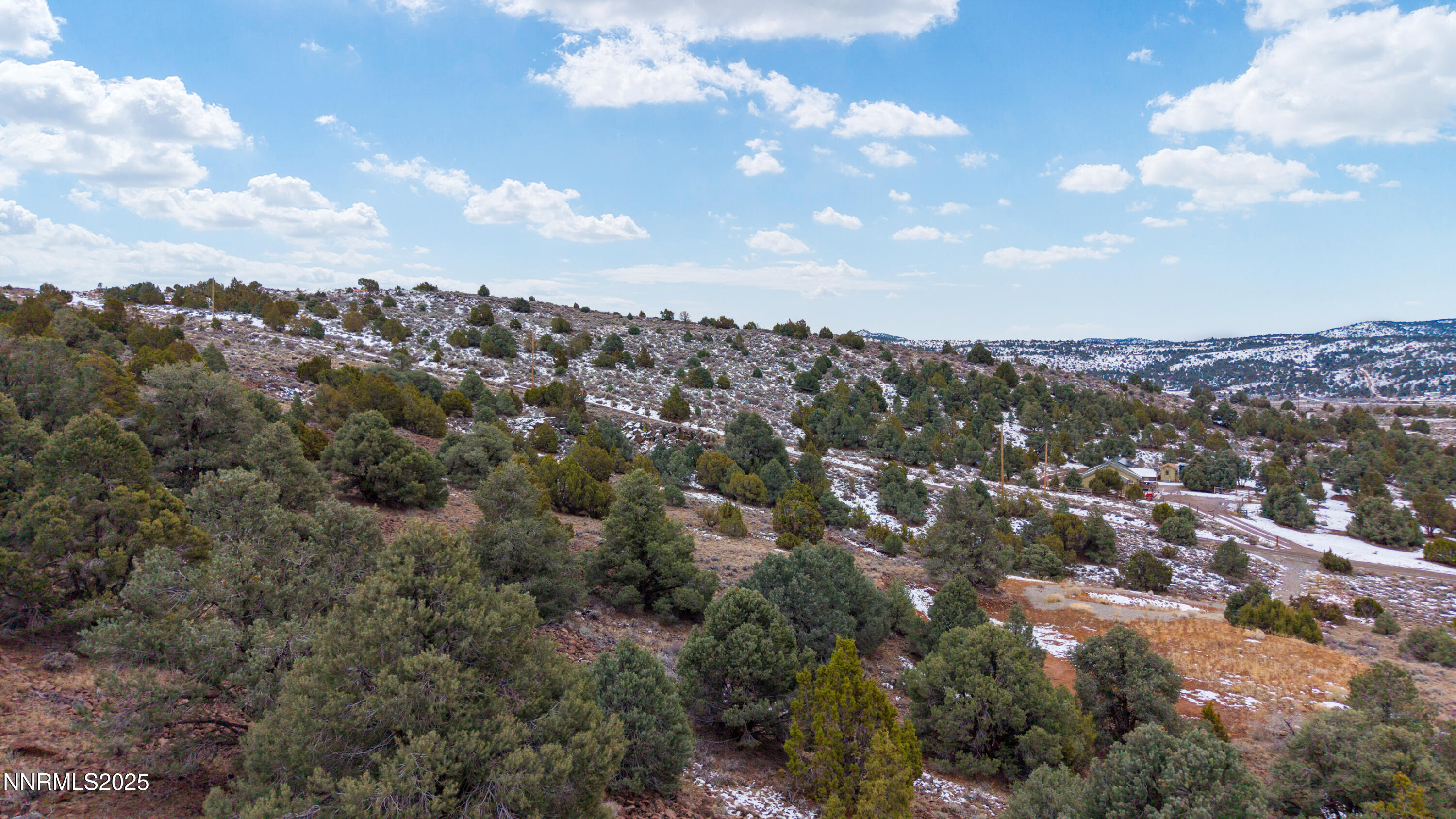 2680 Goldfield Road Reno, NV 89521 - Photo 10 of 20 an aerial view of multiple house