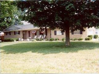 1968 South Custer Road Monroe, MI 48161 - Photo 1 of 6 629841.JPG