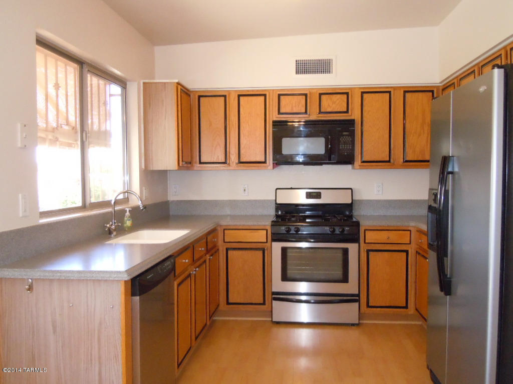 5570 South Stockwell Road Tucson, AZ 85746 - Photo 5 of 18 Gallery Image 5