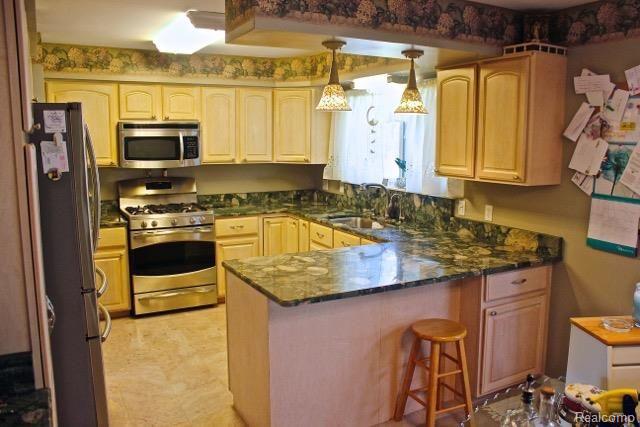 700 South Richman Road St. Clair, MI 48079 - Photo 11 of 39 IMG_1982.jpg