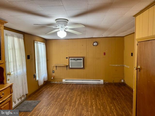 3475 Old Elk Neck Road Elkton, MD 21921 - Photo 13 of 33 Dining Room/Sitting Room/Home Office