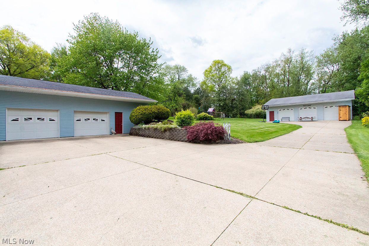 4054 South Medina Line Road Barberton, OH 44203 - Photo 27 of 38