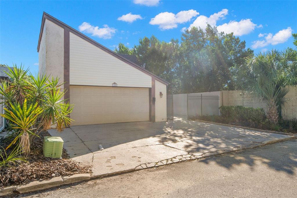7500 Rocky Point Drive Hudson, FL 34667 - Photo 3 of 37 a view of a backyard of the house