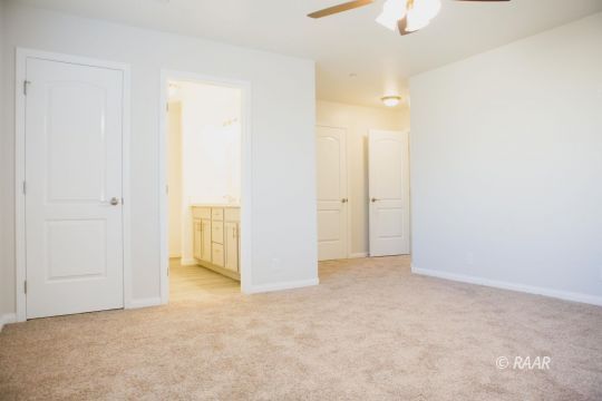 929 South Farragut Street Ridgecrest, CA 93555 - Photo 16 of 35 an empty room with closet area