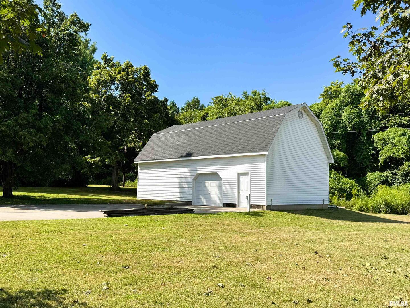 2885 State Route 146 Anna, IL 62906 - Photo 23 of 46 a view of a house with a yard
