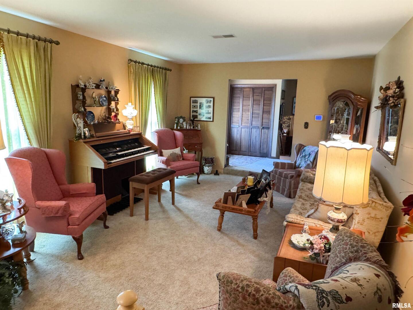 2885 State Route 146 Anna, IL 62906 - Photo 24 of 46 a living room with furniture and wooden floor