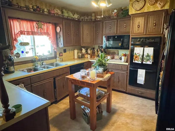 $349,000 | 2885 State Route 146, Anna, IL 62906