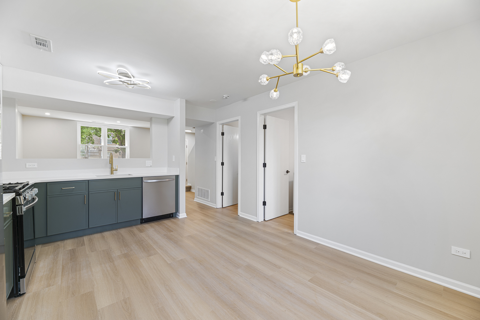 1835 South Ridgeway Avenue Chicago, IL 60623 - Photo 6 of 28