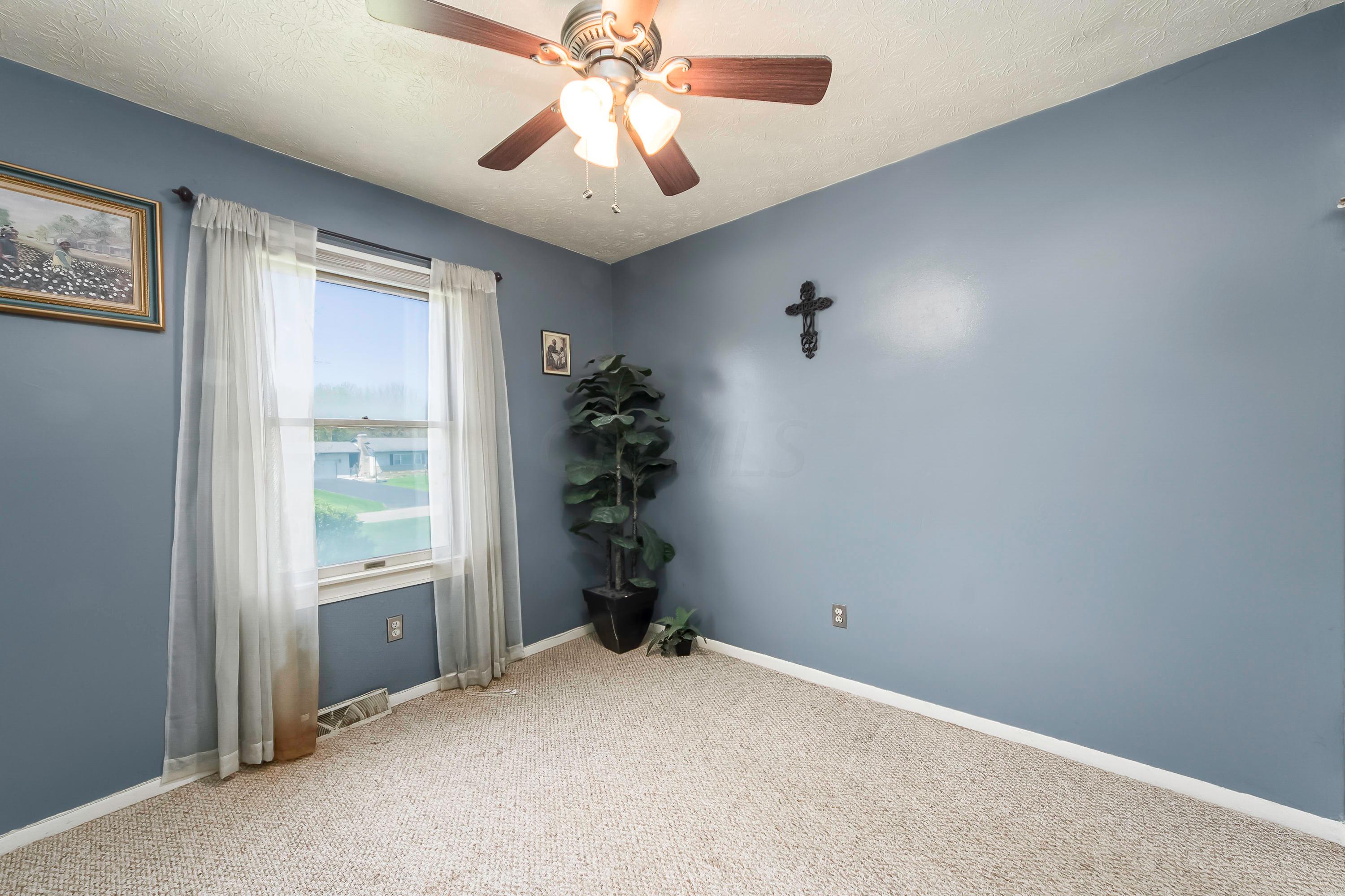 3068 Westwick Road Columbus, OH 43232 - Photo 19 of 39 Gallery Image 19