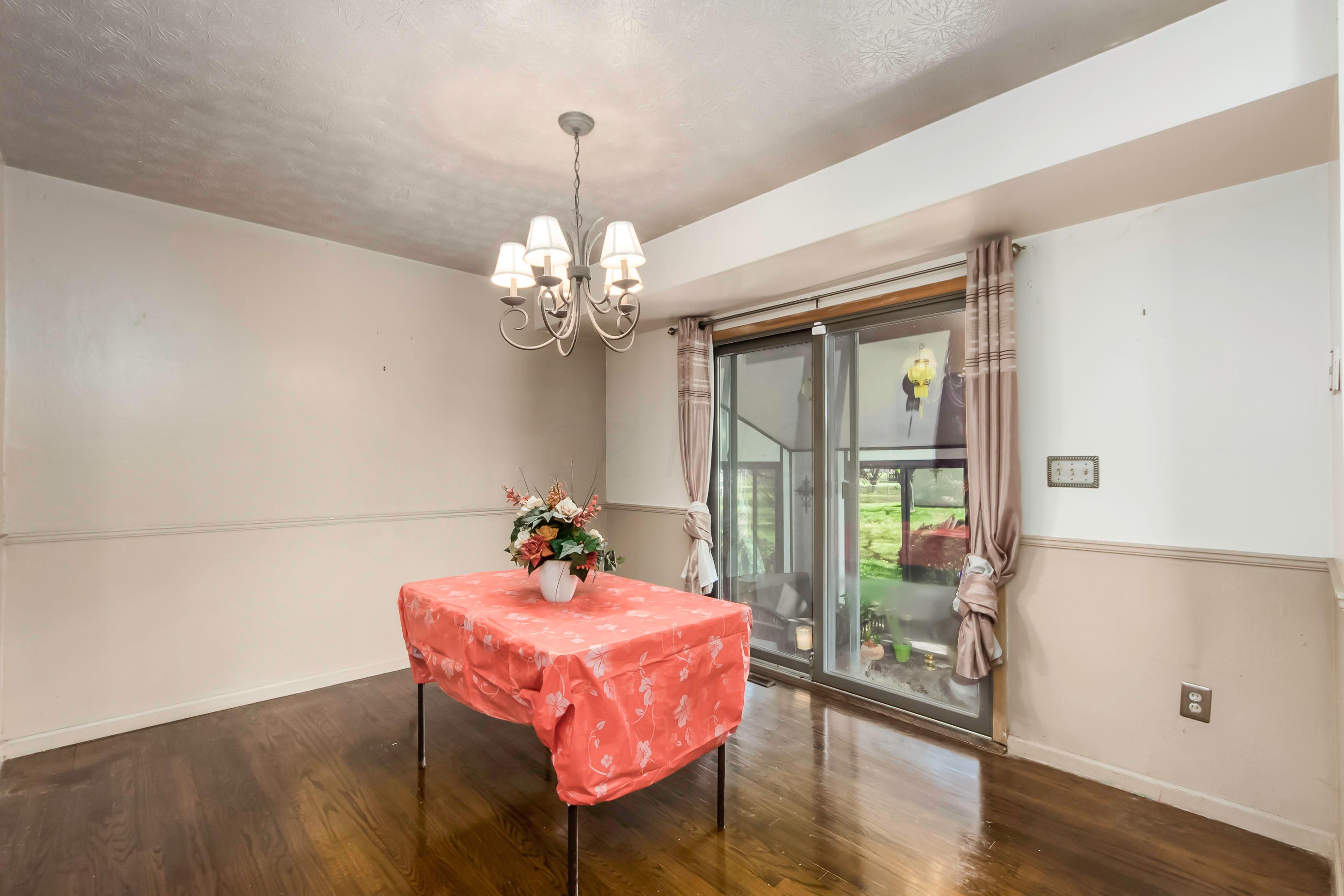 3068 Westwick Road Columbus, OH 43232 - Photo 9 of 39 Gallery Image 9
