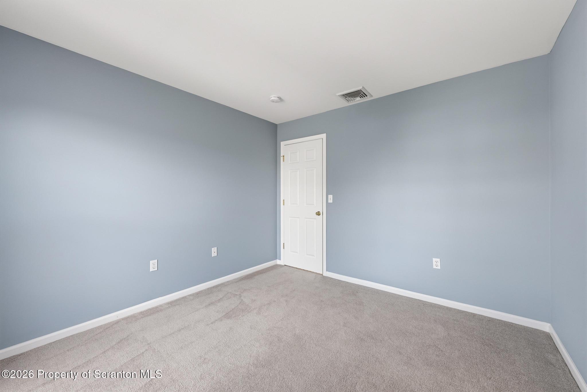 1502 Verne Cl Moosic, PA 18507 - Photo 26 of 46