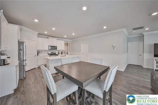 $549,900 | 8005 August Avenue, Breinigsville, PA 18031