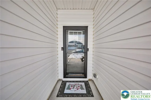 $549,900 | 8005 August Avenue, Breinigsville, PA 18031