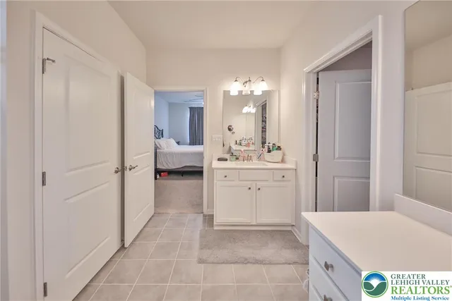 $549,900 | 8005 August Avenue, Breinigsville, PA 18031