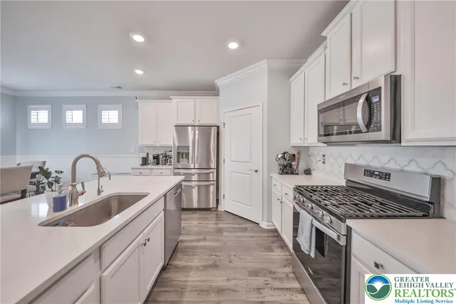 $549,900 | 8005 August Avenue, Breinigsville, PA 18031