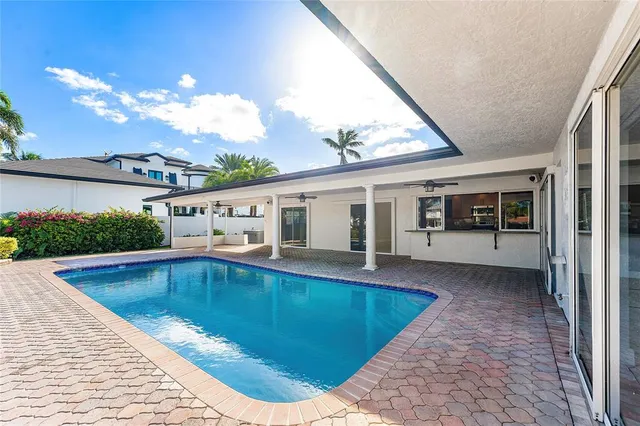 $3,850,000 | 2443 Northeast 26th Street, Lighthouse Point, FL 33064