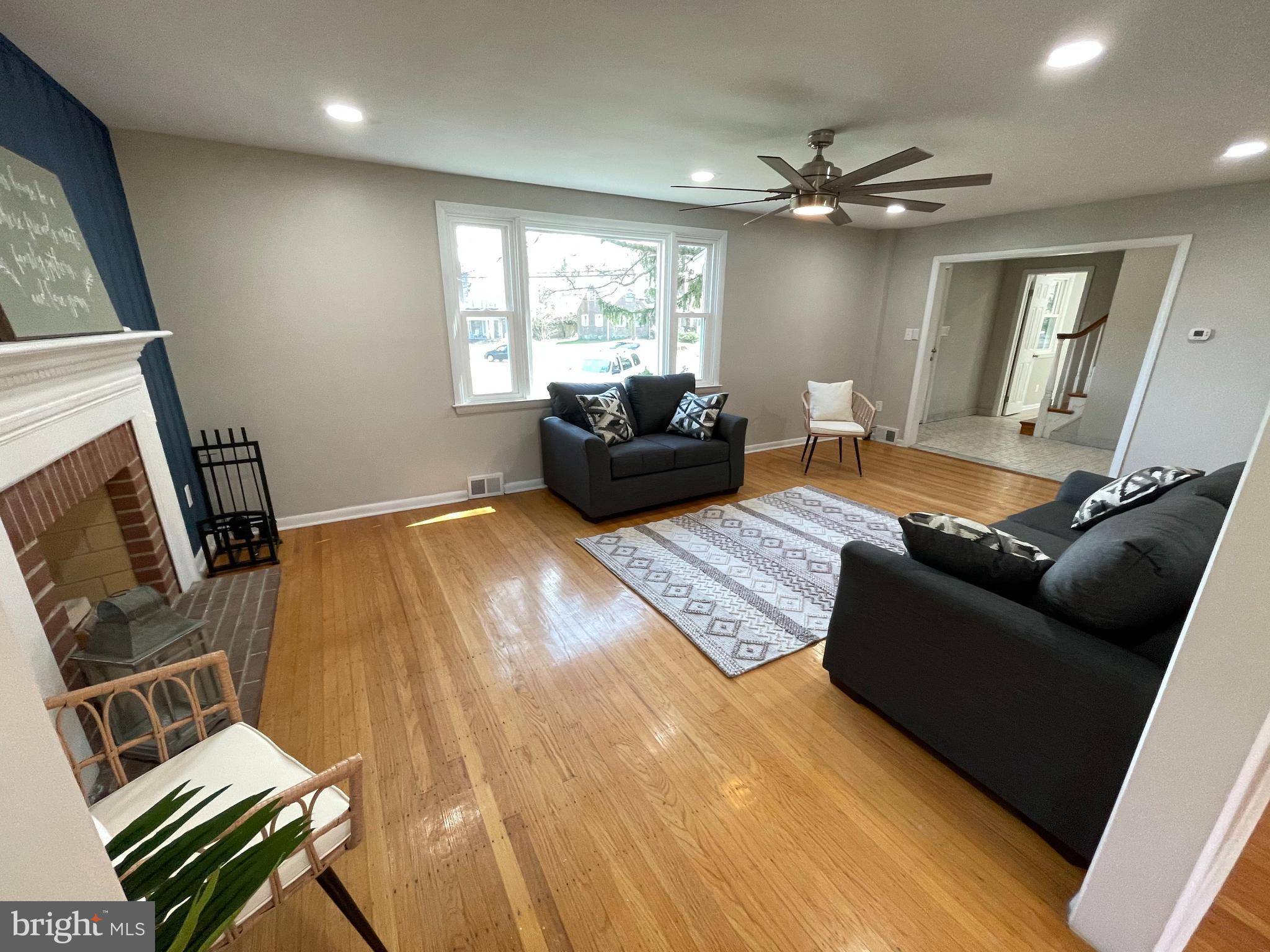 405 West Springfield Road Springfield, PA 19064 - Photo 2 of 42