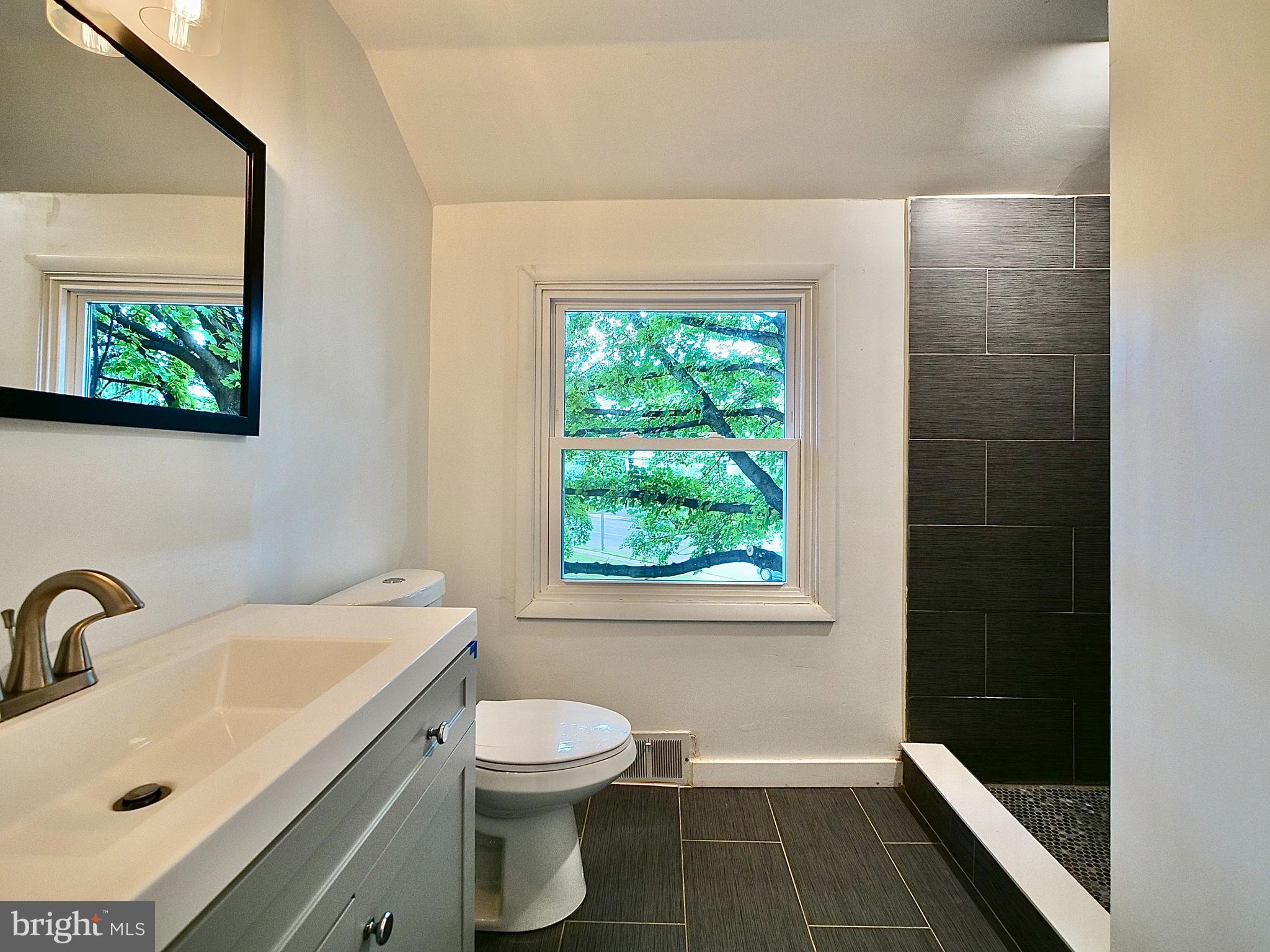 405 West Springfield Road Springfield, PA 19064 - Photo 24 of 42