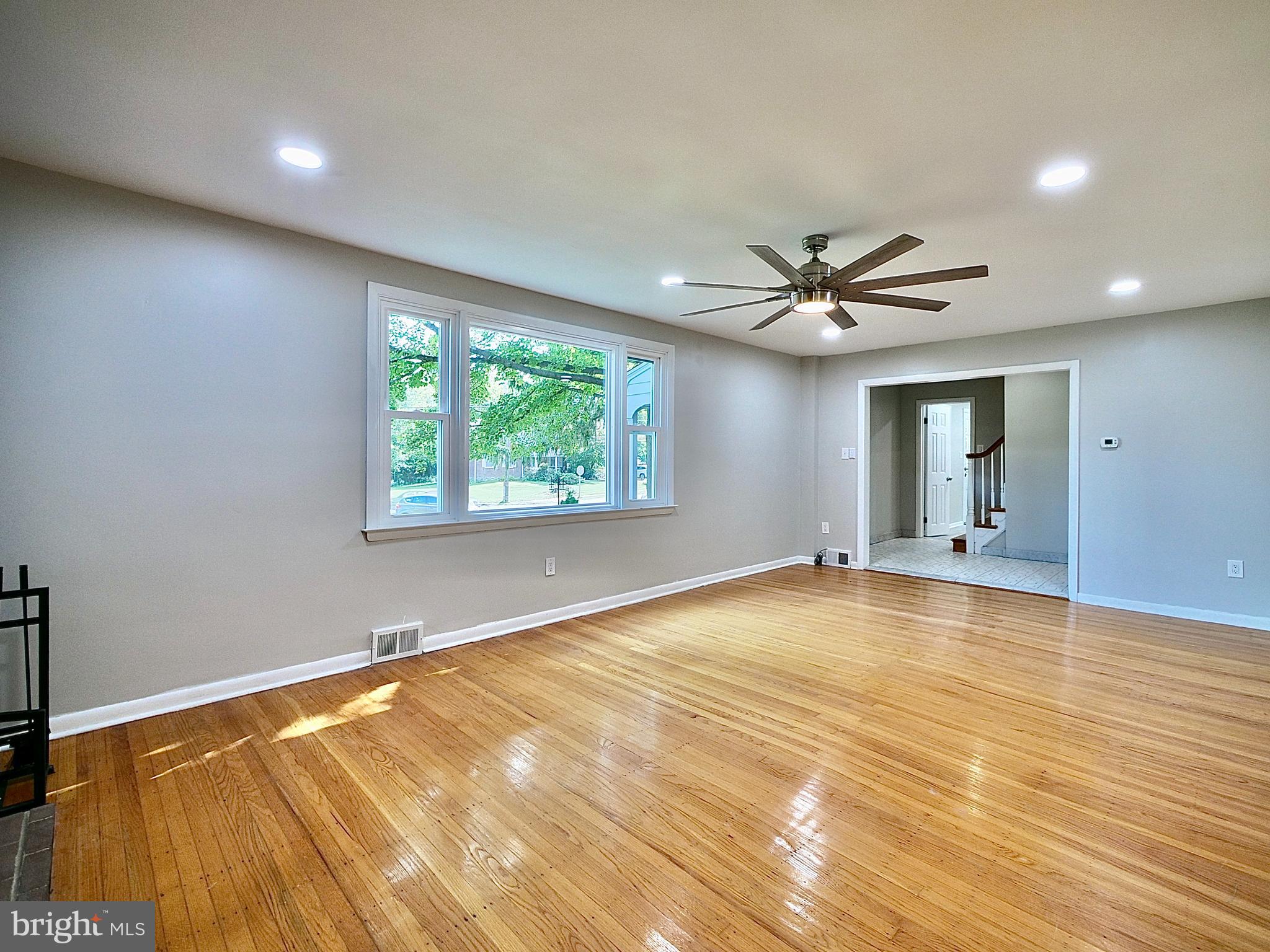 405 West Springfield Road Springfield, PA 19064 - Photo 7 of 42