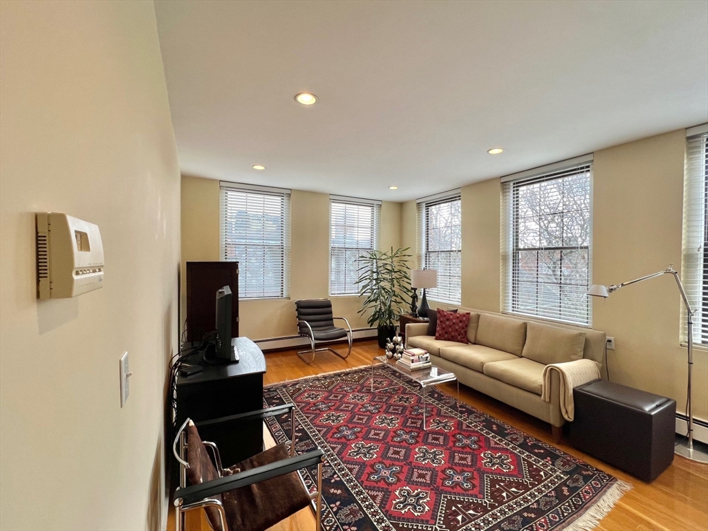 19 Fayette Street, Unit 7 Boston, MA 02116 - Photo 2 of 14