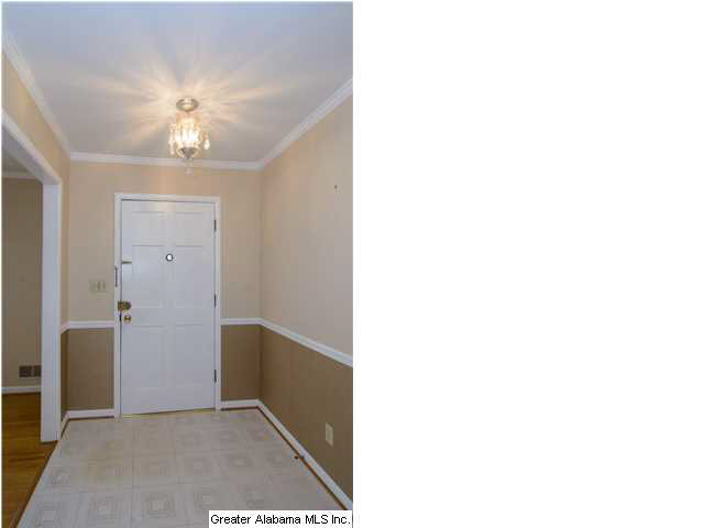 1309 Southhall Road Birmingham, AL 35213 - Photo 3 of 31