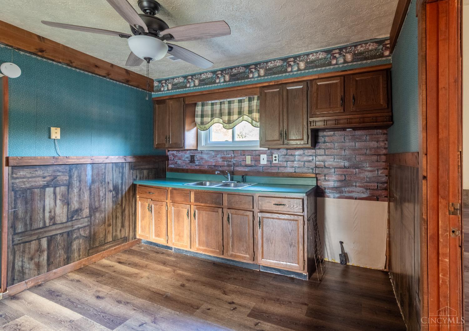 64 2nd Street Peebles, OH 45660 - Photo 17 of 31