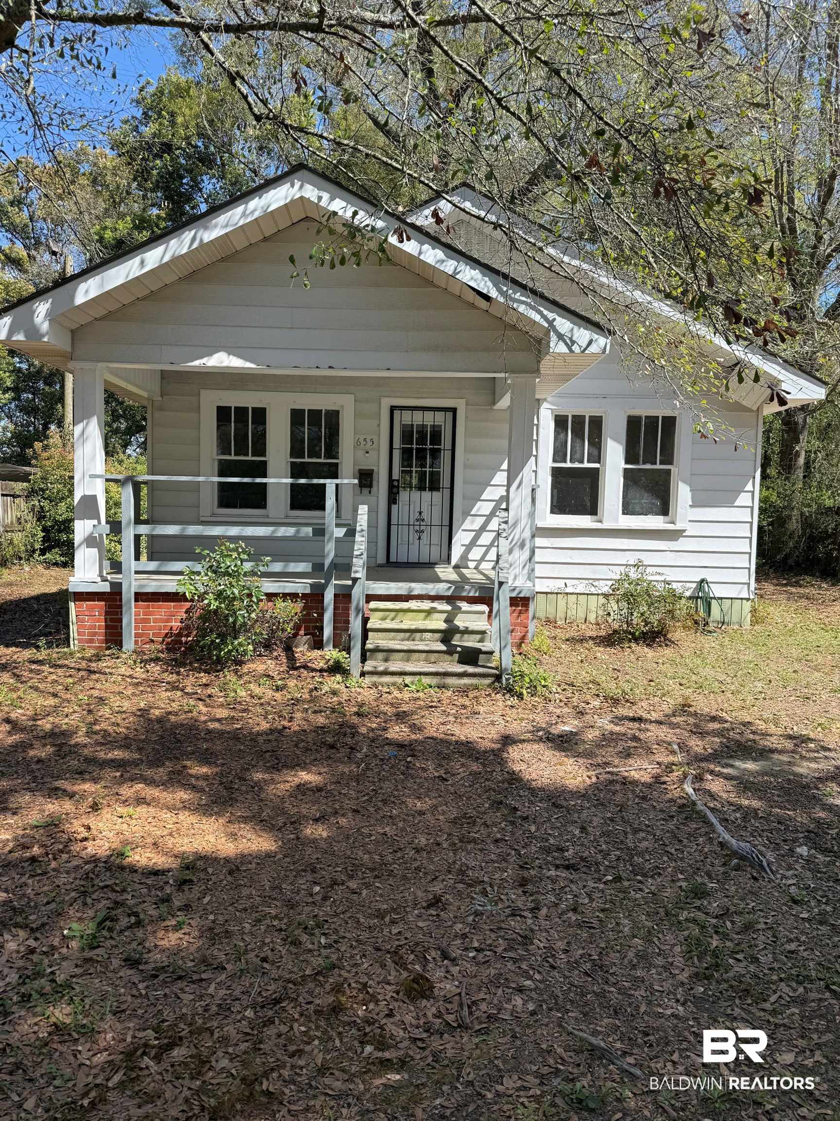 655 Mandrell Street Mobile, AL 36606 - Photo 1 of 12 Bungalow featuring covered porch
