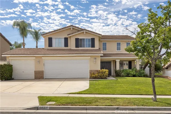 $1,095,000 | 3580 Brentridge Drive, Corona, CA 92881