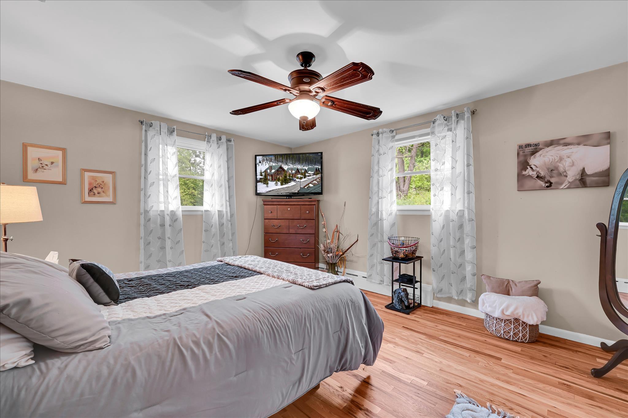 5220 Oley Turnpike Road Reading, PA 19606 - Photo 32 of 85 Main floor bedroom