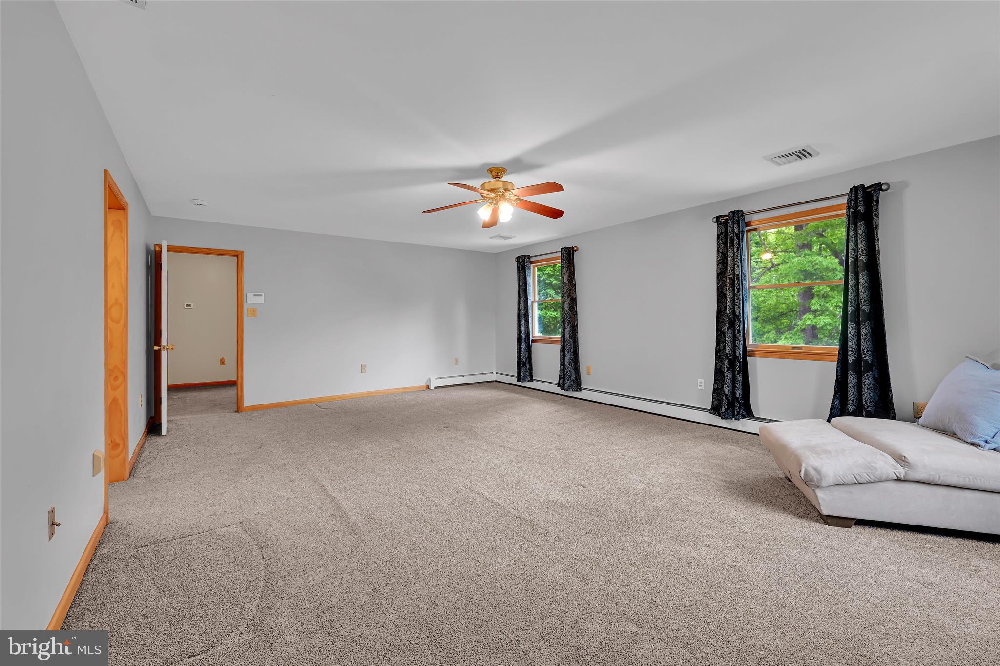 5220 Oley Turnpike Road Reading, PA 19606 - Photo 51 of 85 Family Area