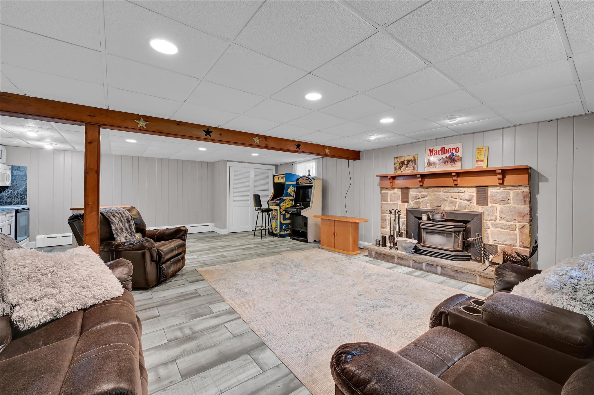 5220 Oley Turnpike Road Reading, PA 19606 - Photo 59 of 85 Lower Level Family room