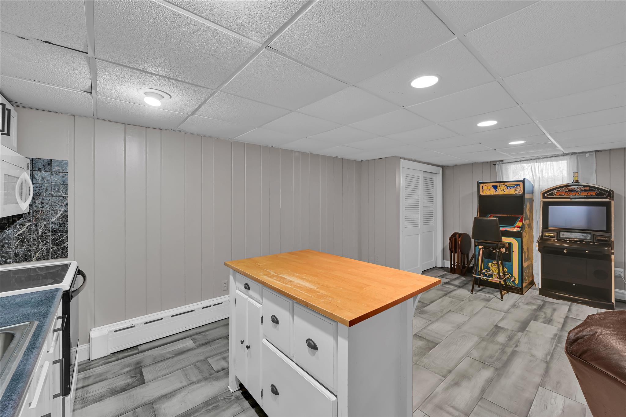 5220 Oley Turnpike Road Reading, PA 19606 - Photo 63 of 85 Lower level family room