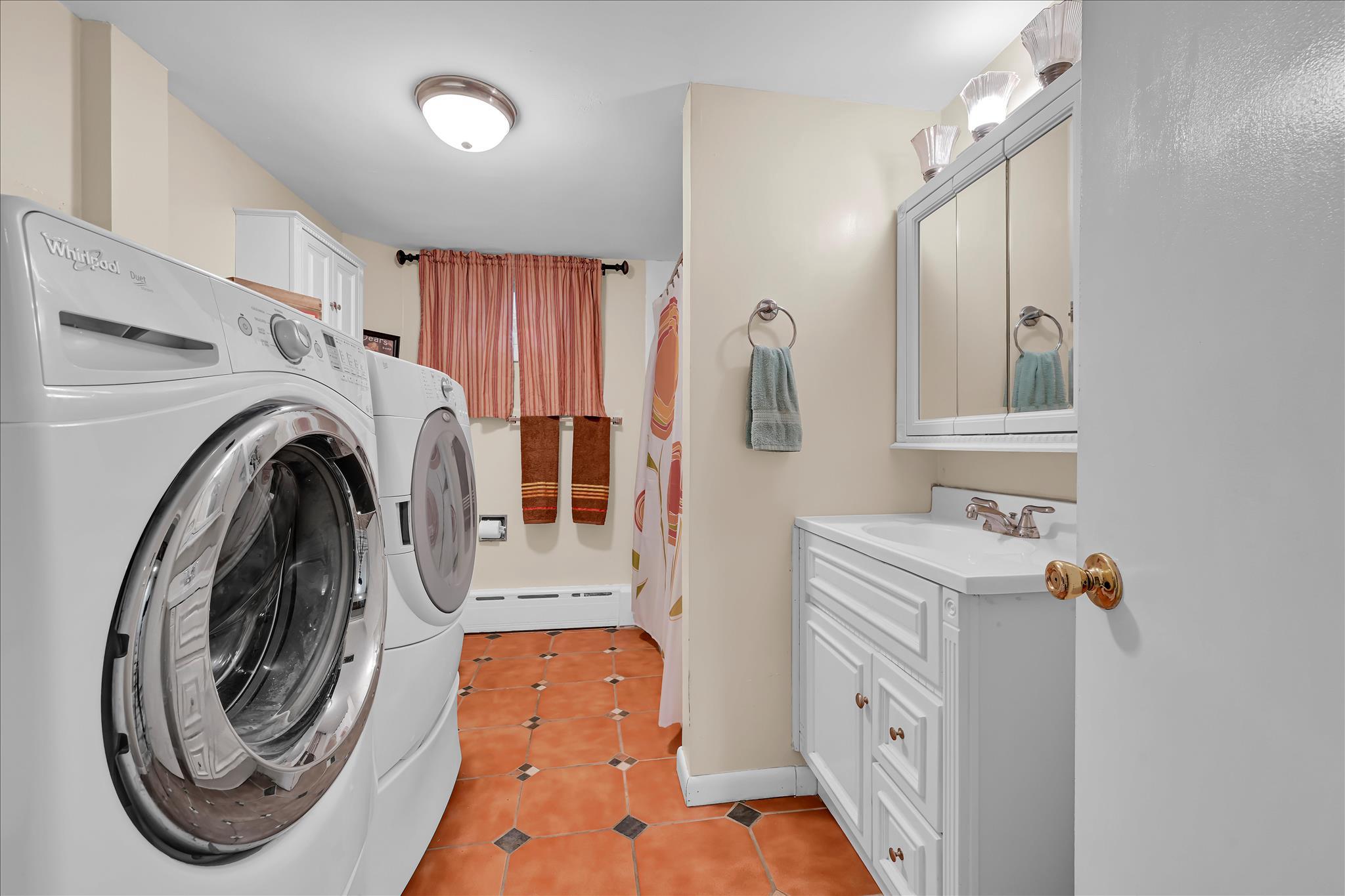 5220 Oley Turnpike Road Reading, PA 19606 - Photo 64 of 85 Lower level full bath & Laundry