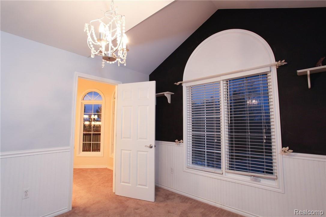 510 Bloomer Ridge Drive Rochester, MI 48307 - Photo 28 of 48 510 Bloomer Ridge-25.jpg