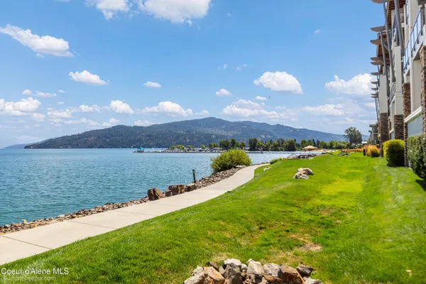 $2,588,000 | 702 Sandpoint Avenue, Unit 7306, Sandpoint, ID 83864