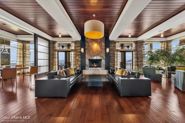 $2,588,000 | 702 Sandpoint Avenue, Unit 7306, Sandpoint, ID 83864
