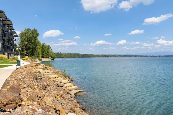$2,588,000 | 702 Sandpoint Avenue, Unit 7306, Sandpoint, ID 83864