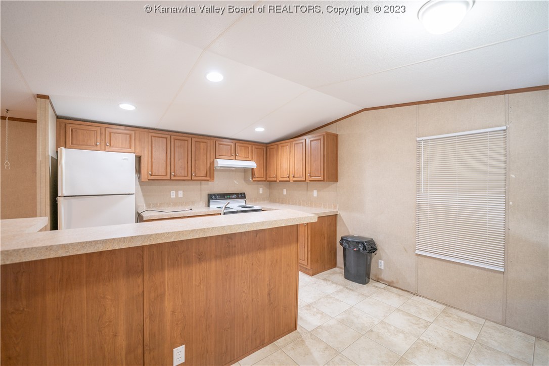 5206 Big Tyler Road Charleston, WV 25313 - Photo 8 of 16 Gallery Image 8